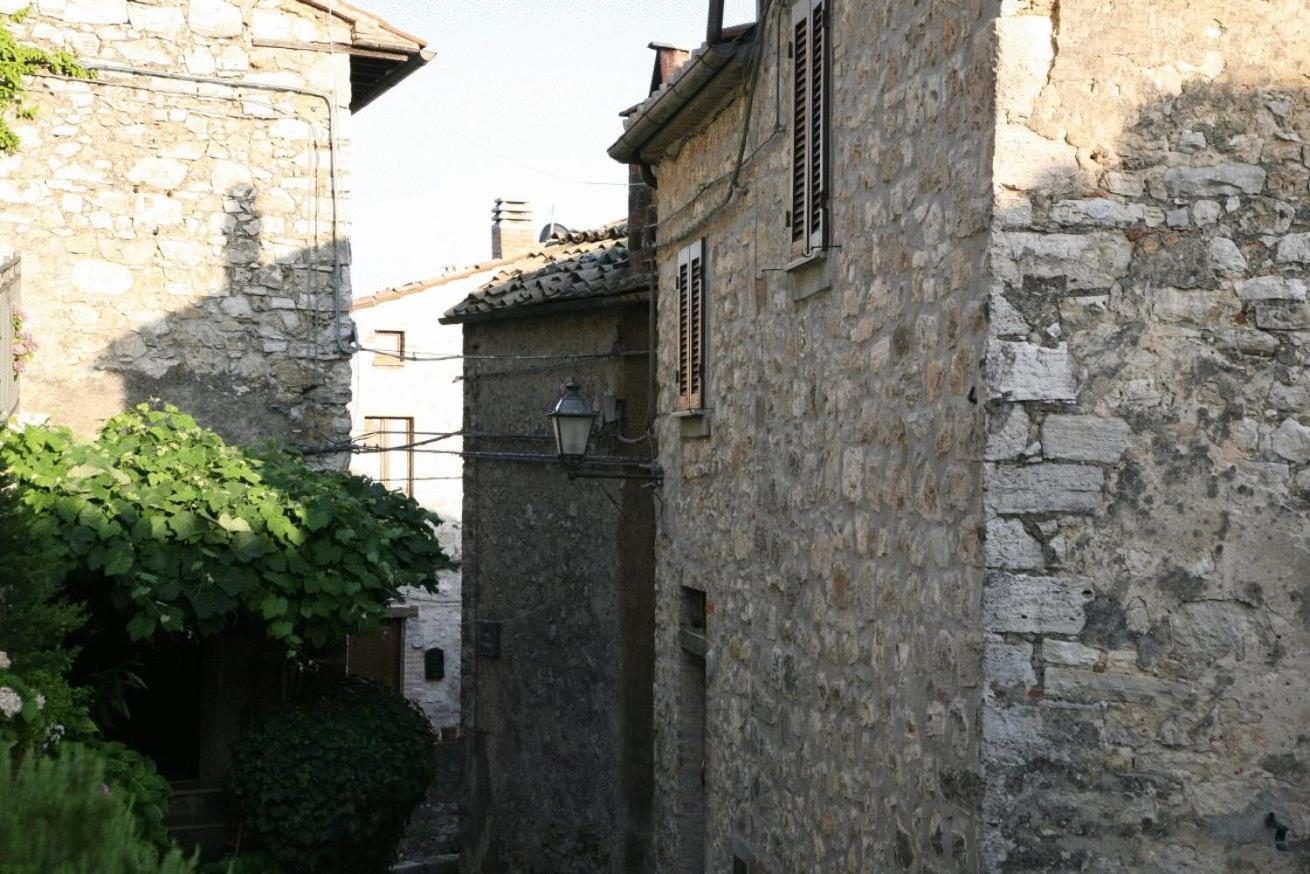 Locanda La Pieve Semproniano Eksteriør bilde